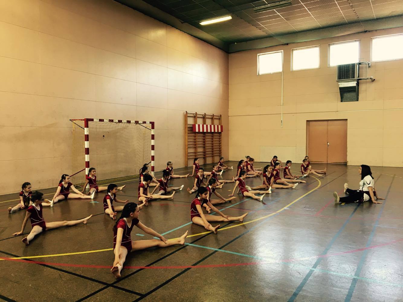 gymnastique-jeunes-poussines-grand-combe-chateleu